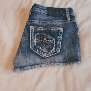 Sound Girl Frayed Shorts with Embellishment - size 5